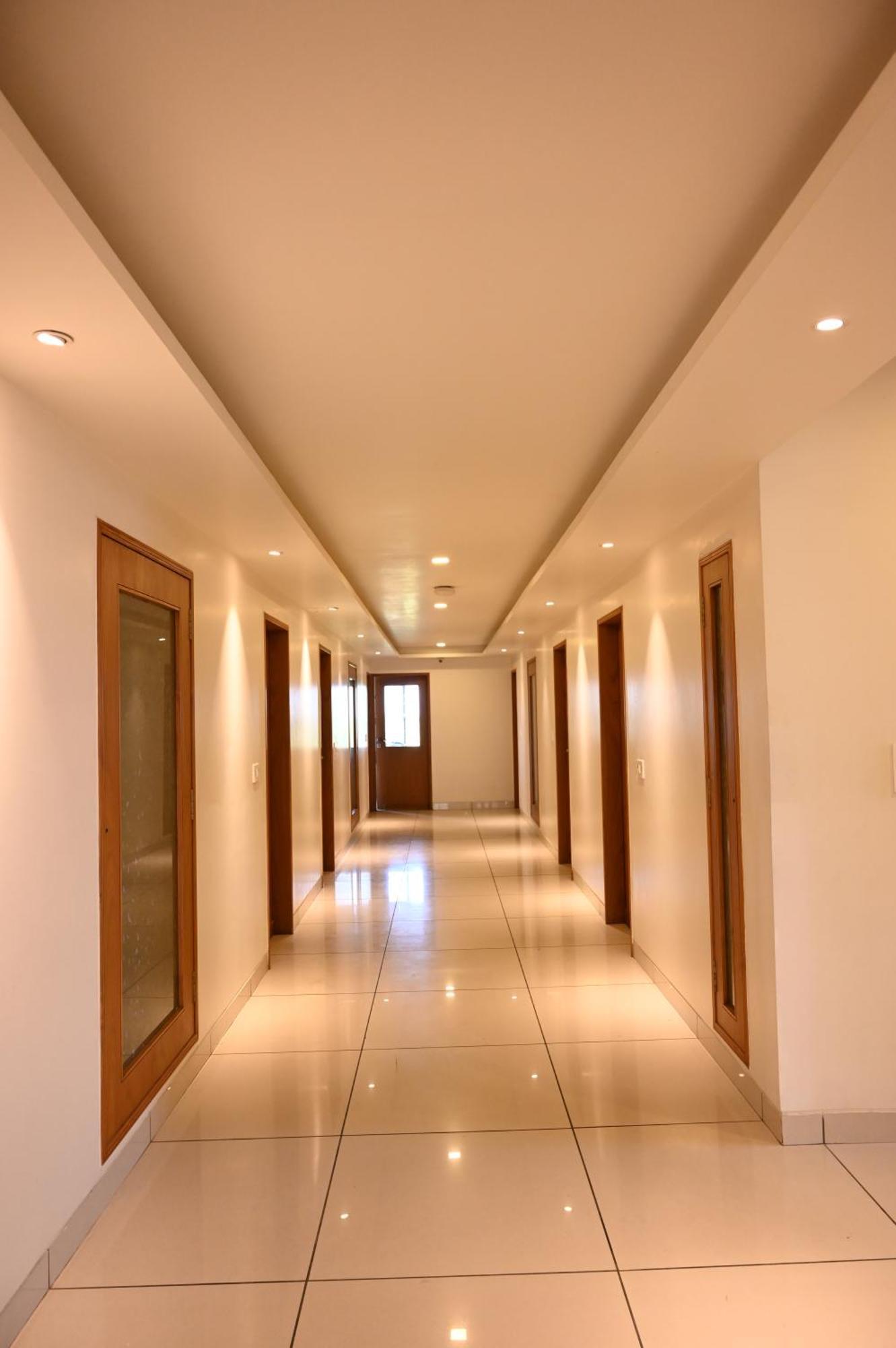 Srijan Inn Ābu Road Exteriör bild